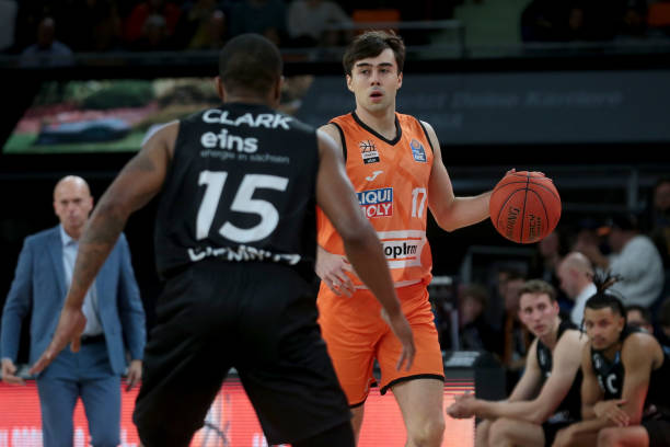 湖人与勇士 湖人与勇士