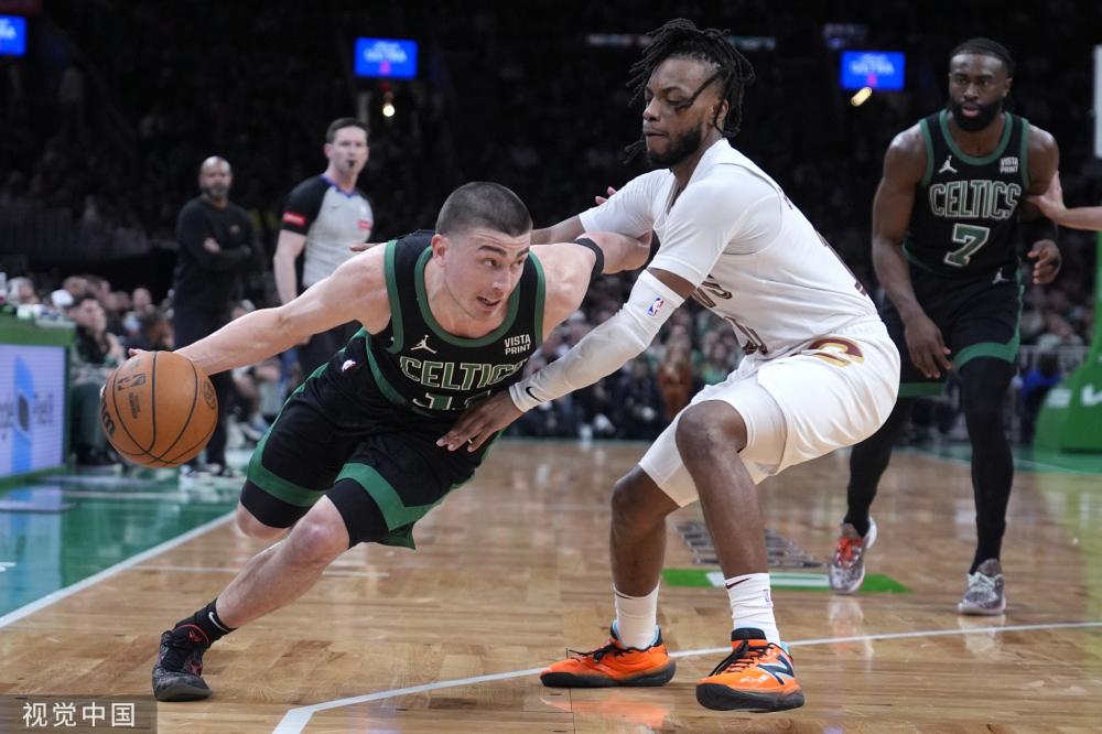 都使得年轻 都使得年轻