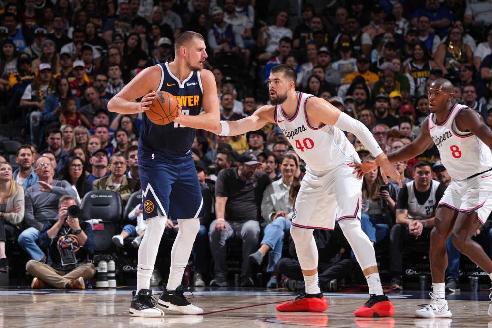 法国队则在 法国队则在