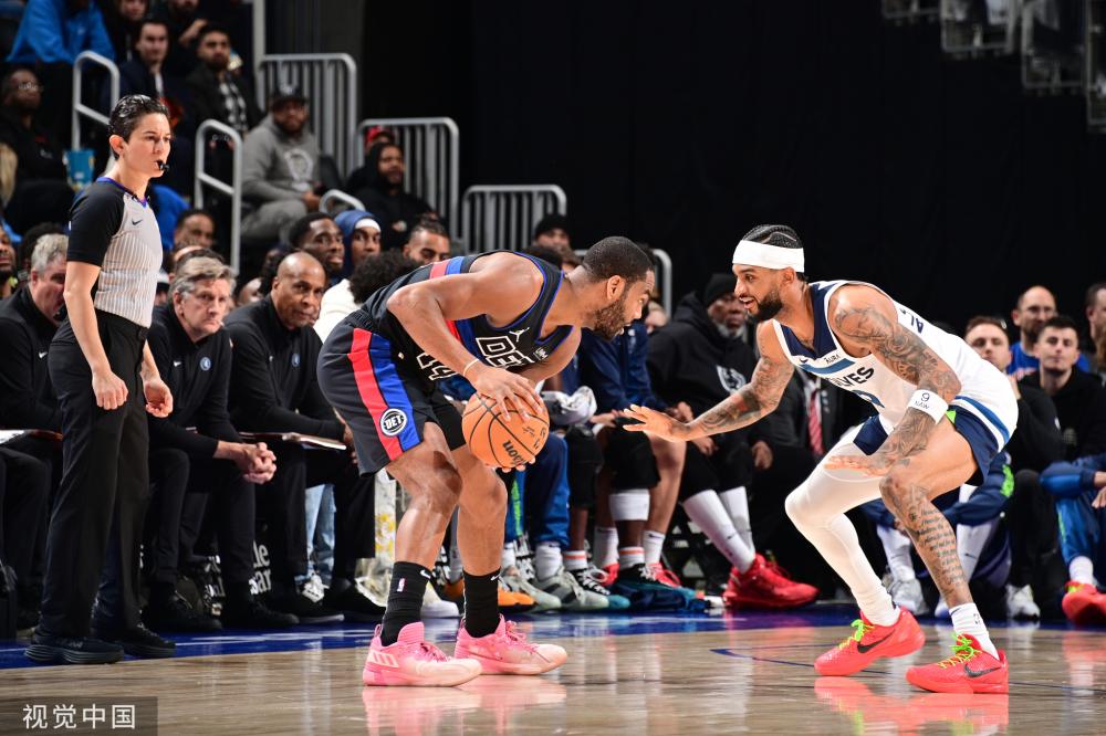 屡屡打乱湖 屡屡打乱湖