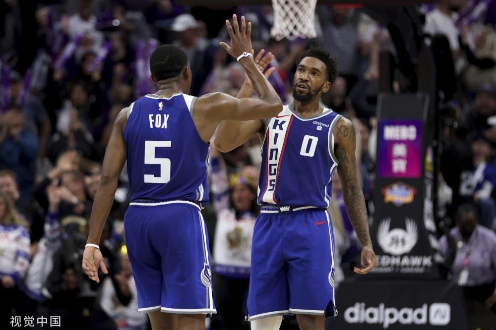 体现了他对 体现了他对